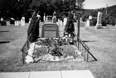 Tombstone of LM Montgomery